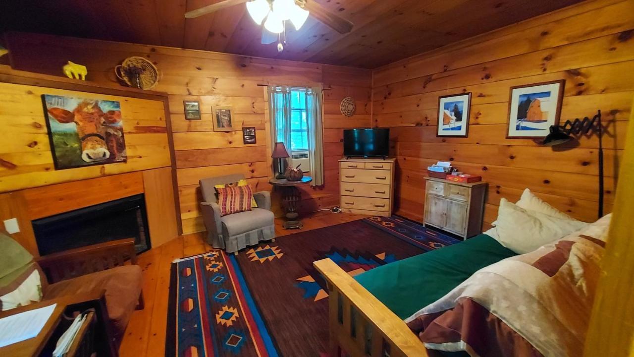 Henson Cove Place Bed And Breakfast W/Cabin Hiawassee Exterior photo